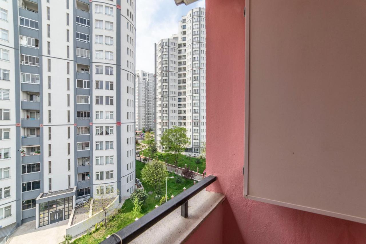 Centrally Located 2 Bedroom Apt With Netflix Bursa Kültér fotó